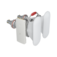 AH90-4x4-SMA: 5 GHz 90° 4x4 Asymmetrical Horn Antenna